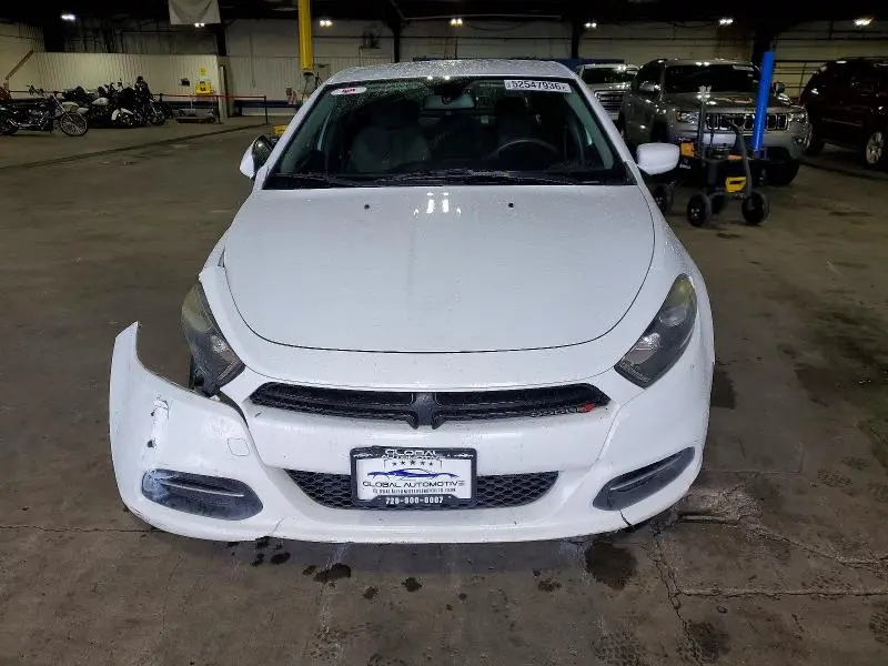 2015 DODGE DART SXT  