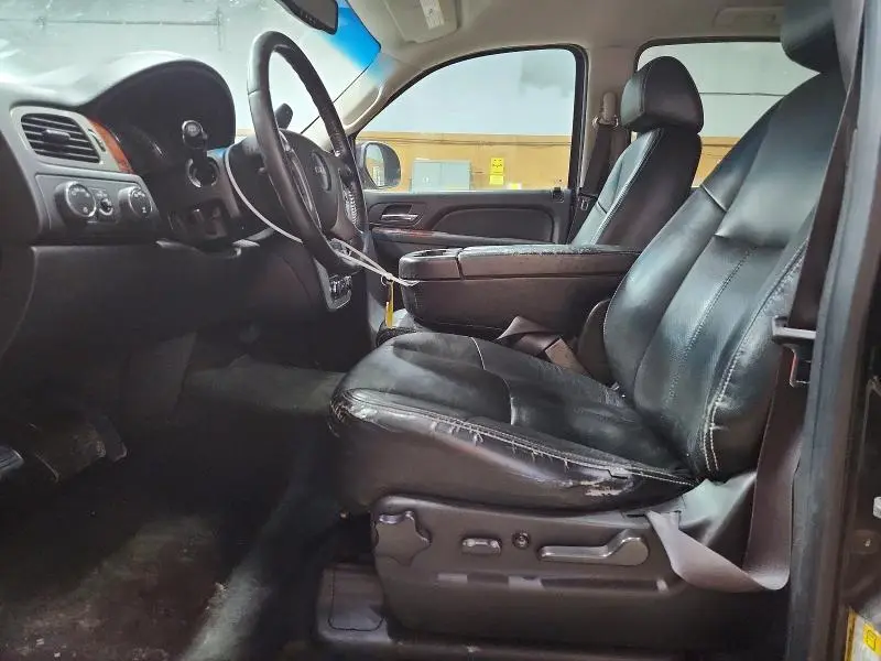 2014 GMC YUKON SLE  
