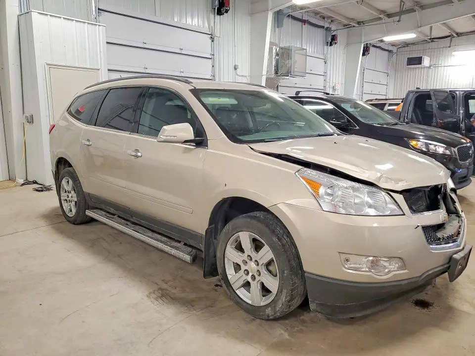 2011 CHEVROLET TRAVERSE LT  