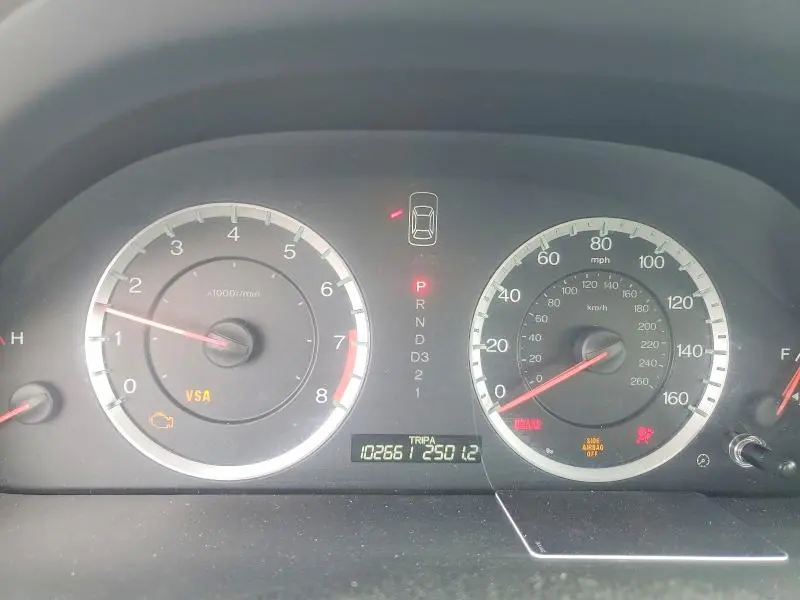 2010 HONDA ACCORD LX  