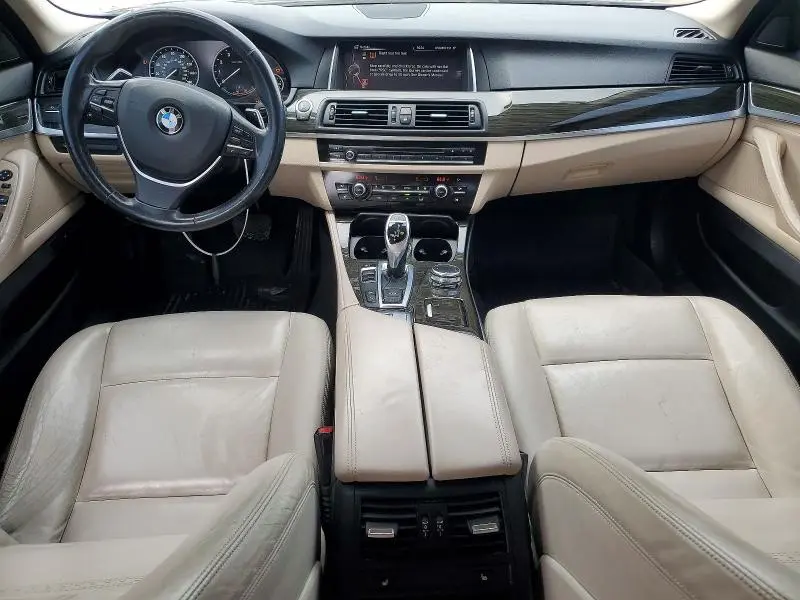 2016 BMW 528 XI  