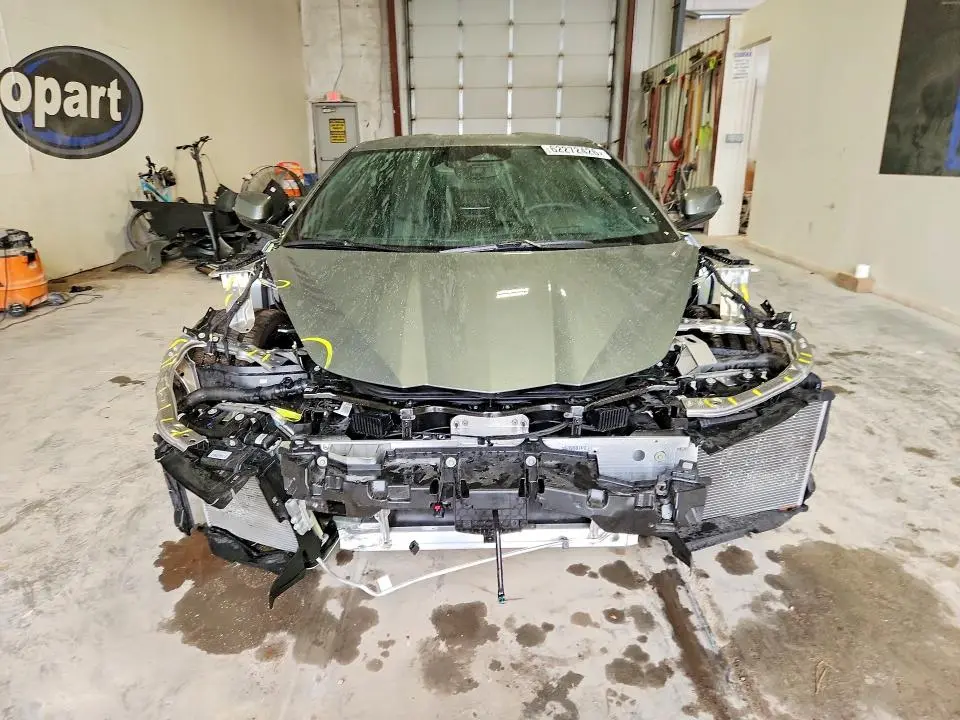 2024 CHEVROLET CORVETTE STINGRAY 2LT  