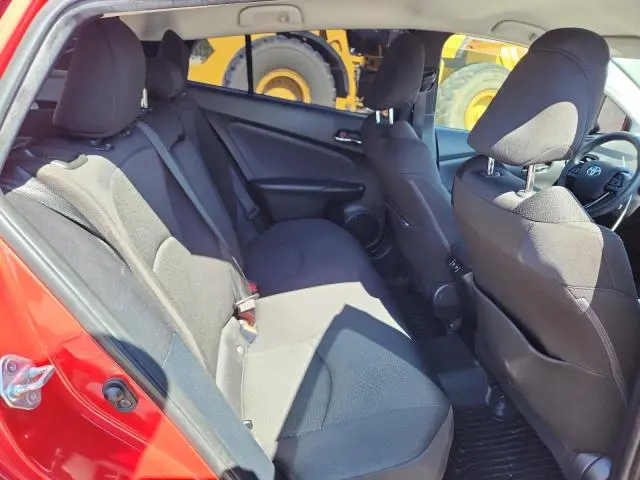 2021 TOYOTA PRIUS LE  