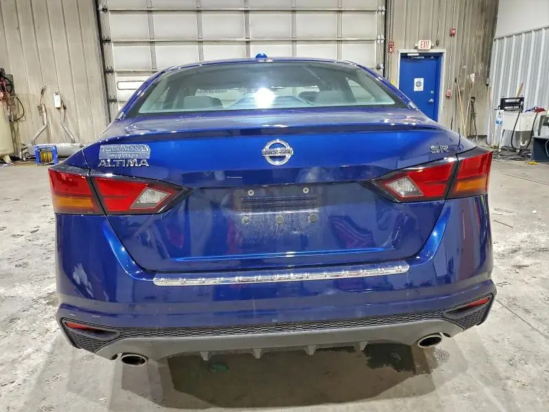 2019 NISSAN ALTIMA SR  