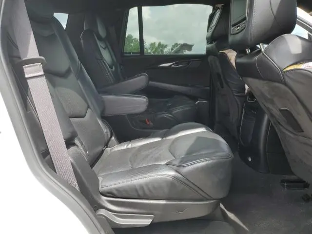 2017 CADILLAC ESCALADE PLATINUM  