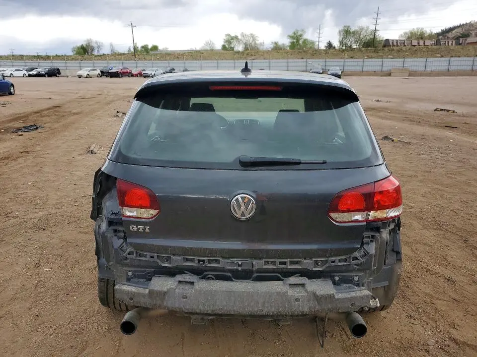 2014 VOLKSWAGEN GTI   