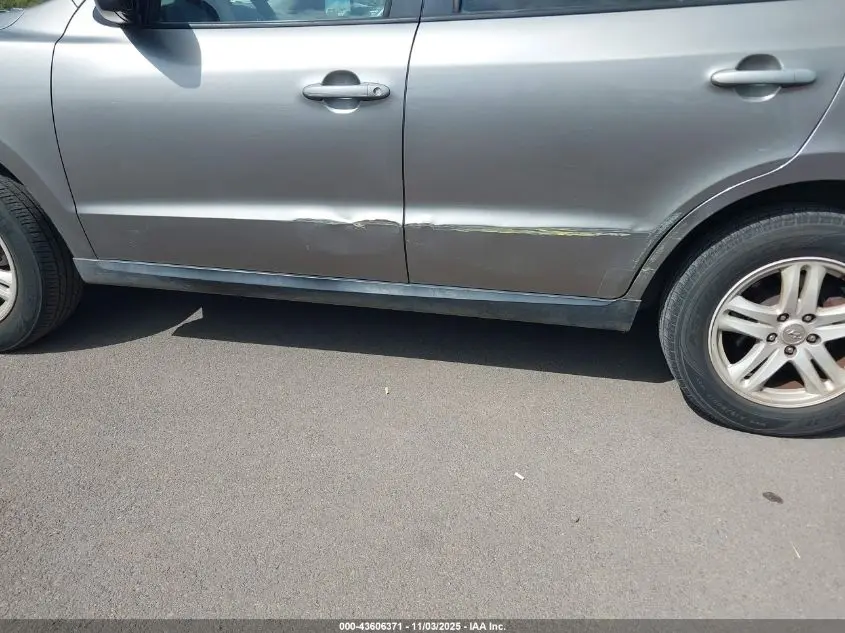 2011 HYUNDAI SANTA FE GLS