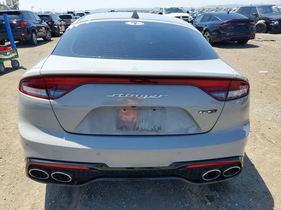 2022 KIA STINGER GT LINE  