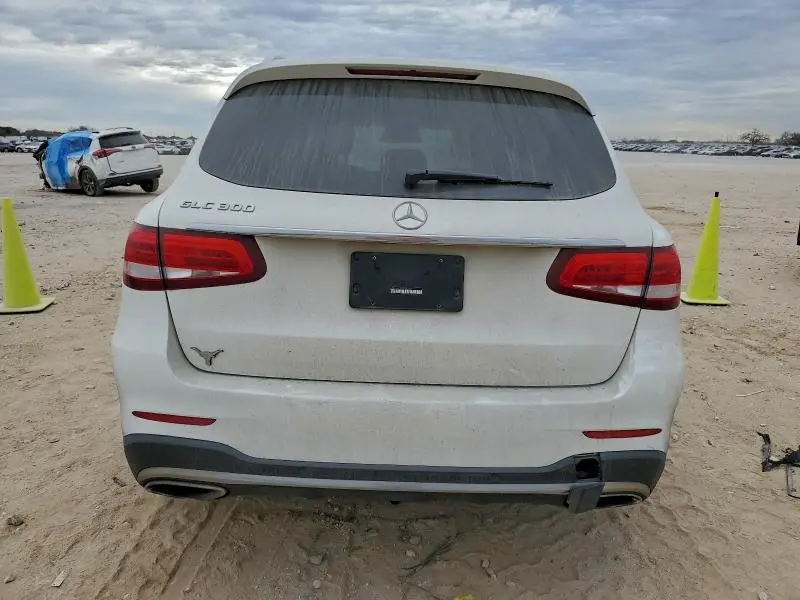 2019 MERCEDES-BENZ GLC 300  