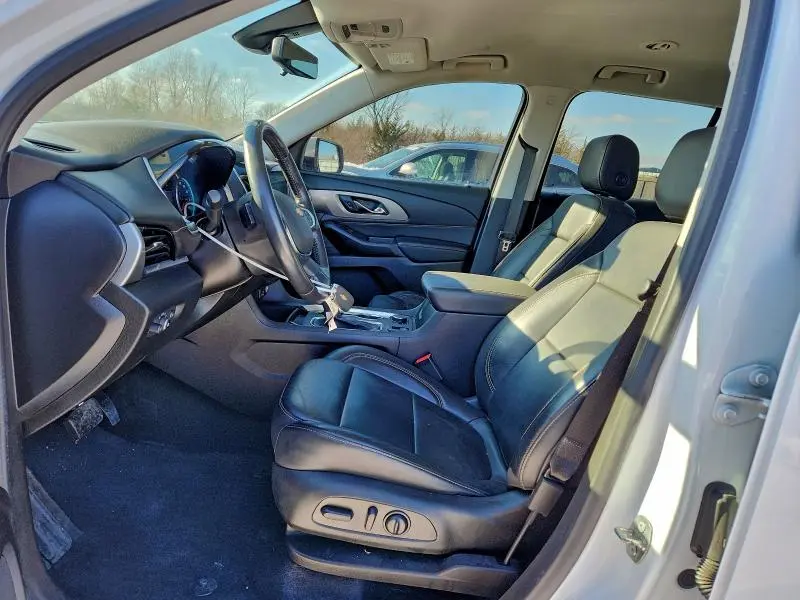 2021 CHEVROLET TRAVERSE LT  