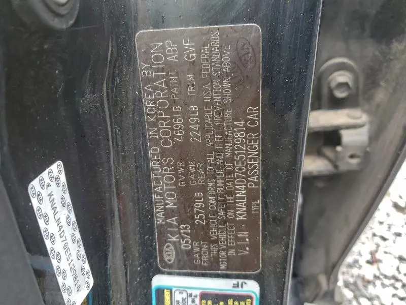 2014 KIA CADENZA PREMIUM  