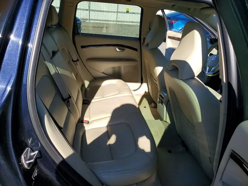 2016 VOLVO XC70 T5 PREMIER  