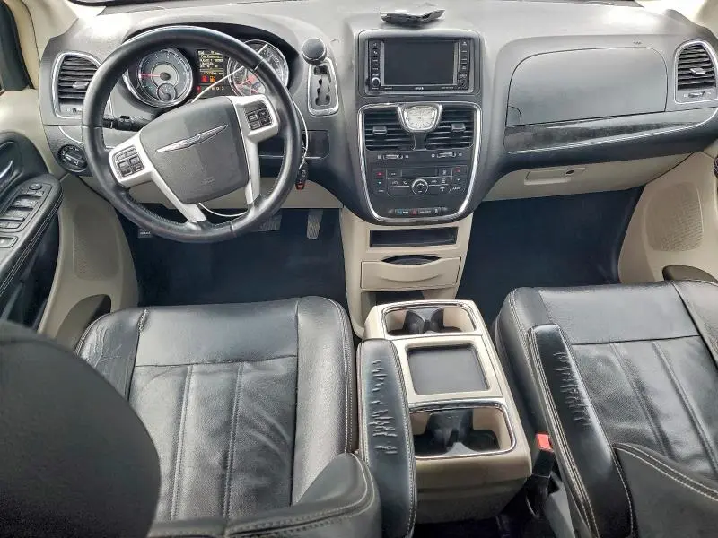 2014 CHRYSLER TOWN & COUNTRY TOURING  