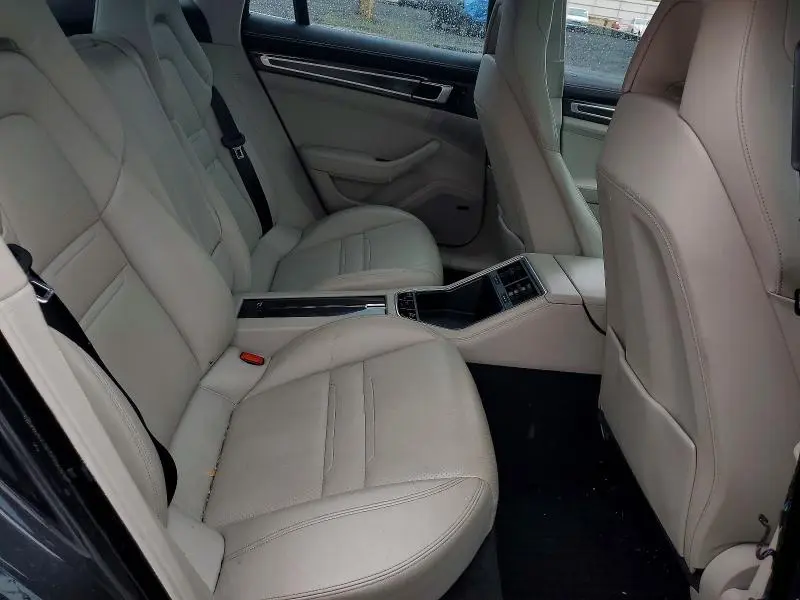 2017 PORSCHE PANAMERA TURBO  