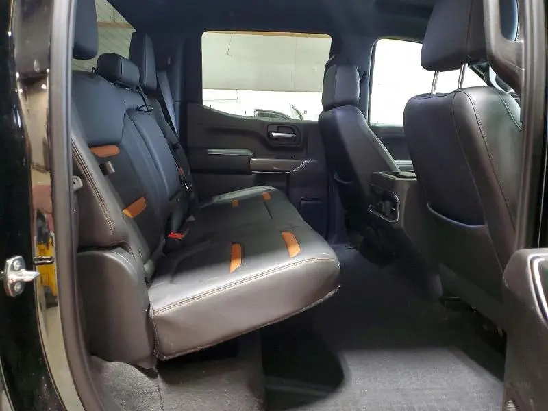 2021 GMC SIERRA K1500 AT4  