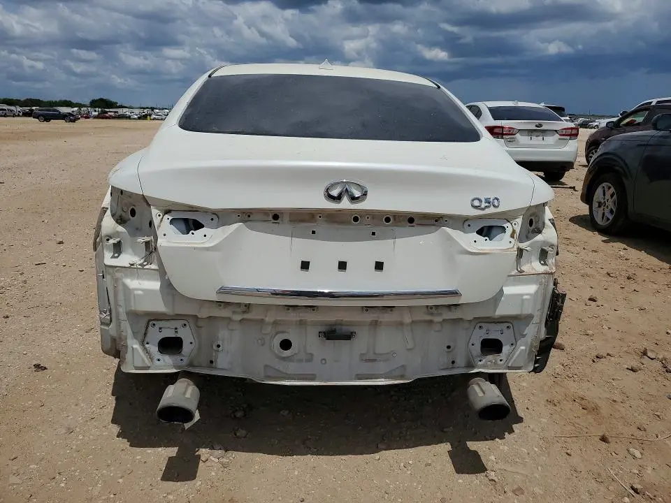 2016 INFINITI Q50 3.0T PREMIUM  