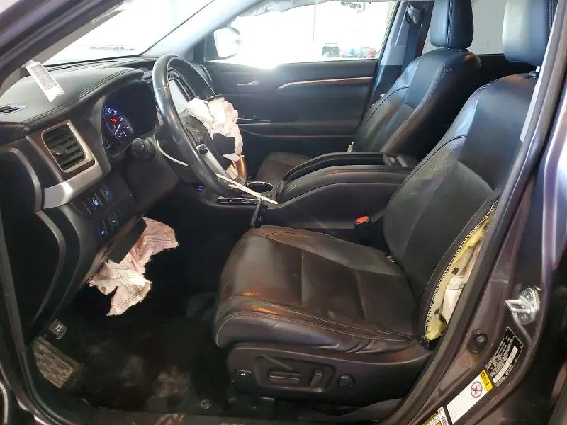 2016 TOYOTA HIGHLANDER LIMITED  
