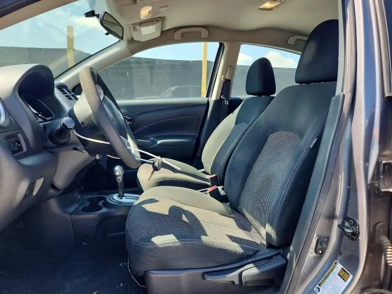 2018 NISSAN VERSA SV  