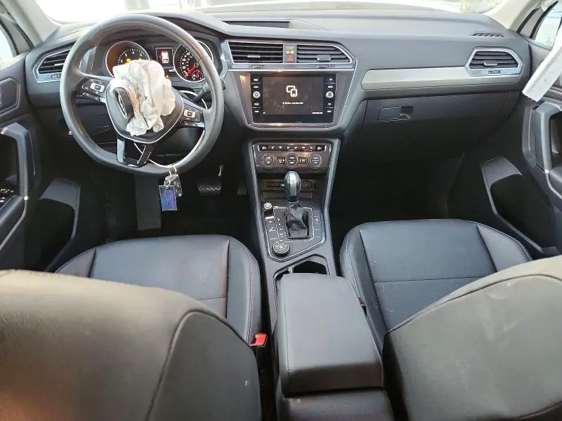 2020 VOLKSWAGEN TIGUAN SE  