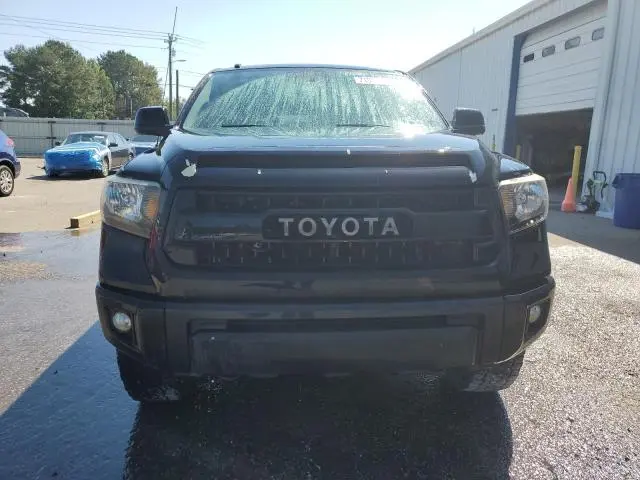 2015 TOYOTA TUNDRA CREWMAX SR5  