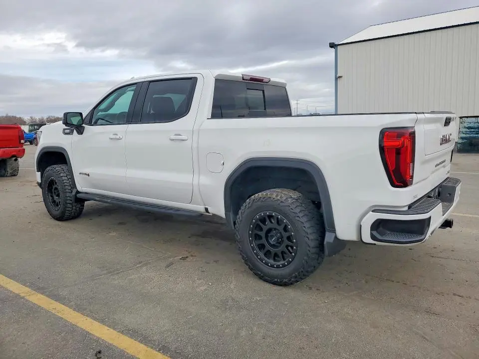 2023 GMC SIERRA   