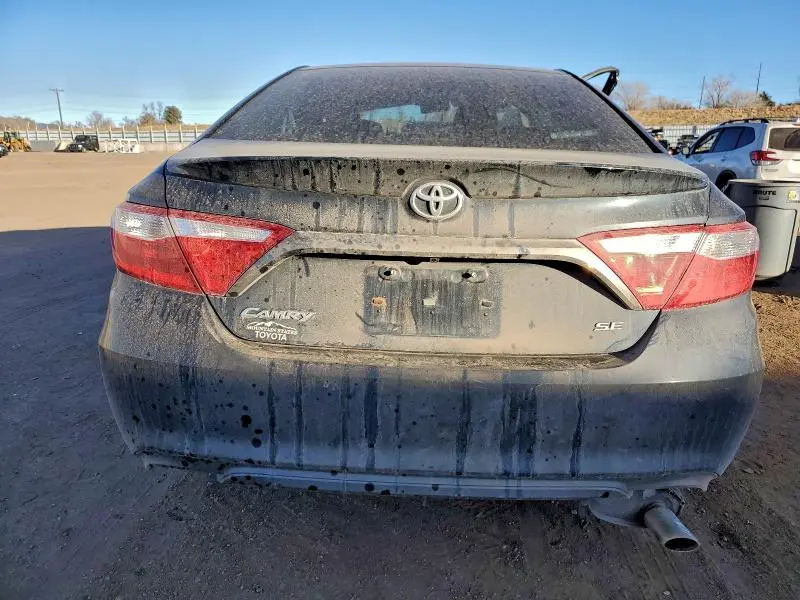 2016 TOYOTA CAMRY LE  