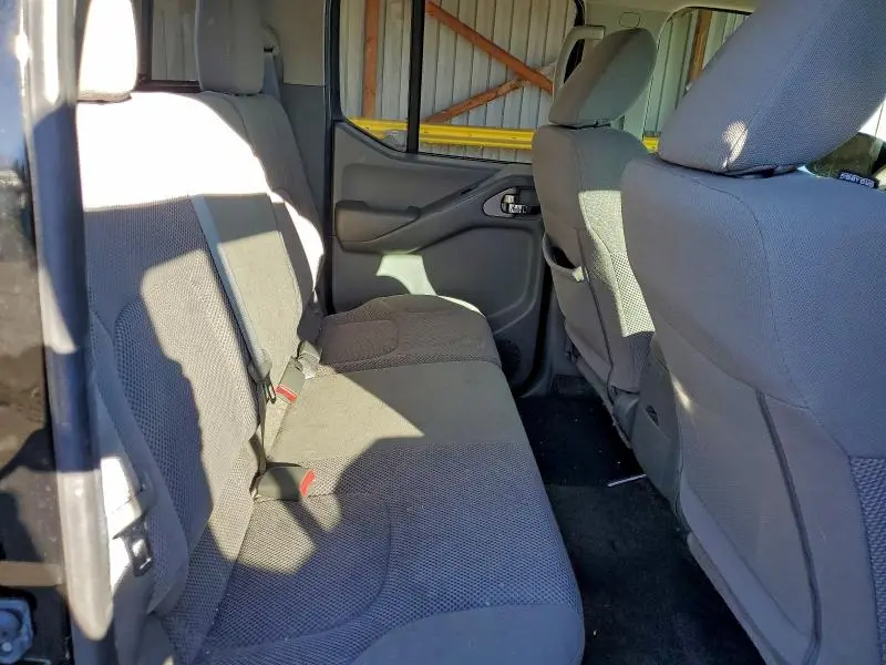 2018 NISSAN FRONTIER S  