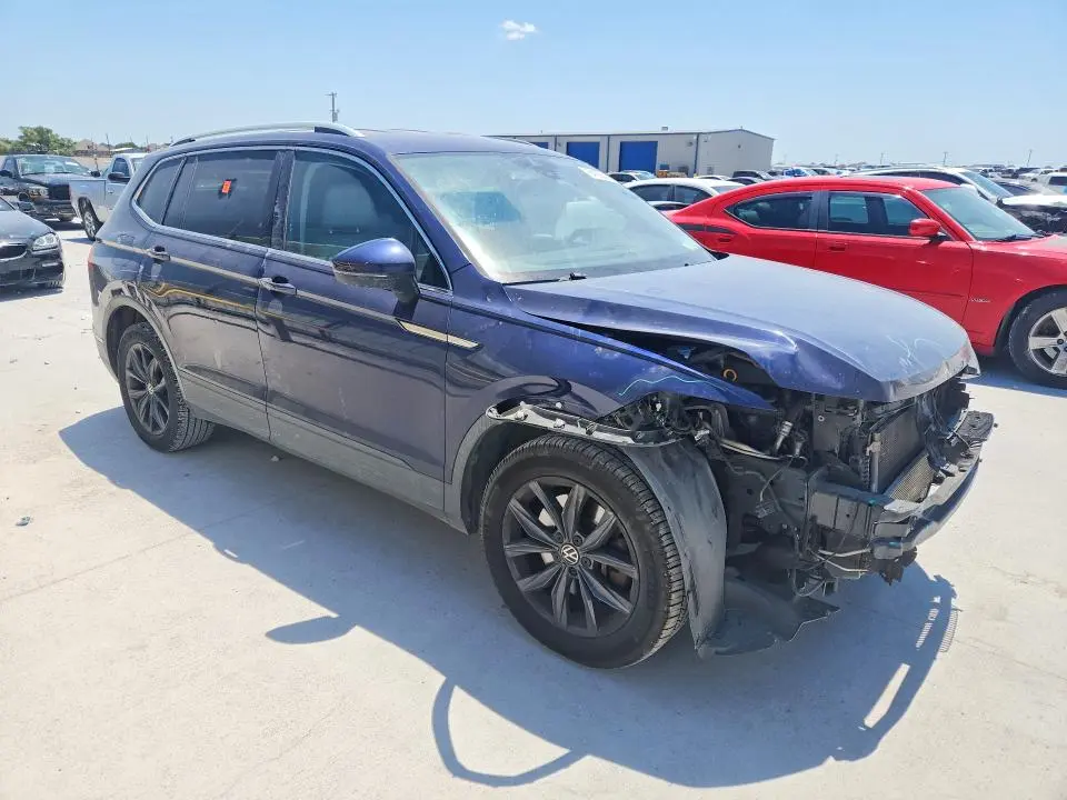 2023 VOLKSWAGEN TIGUAN SE  