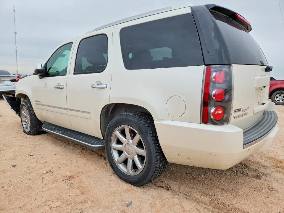 2011 GMC YUKON DENALI  