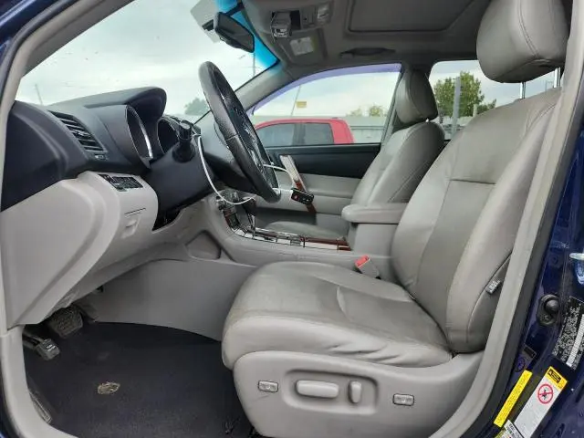 2013 TOYOTA HIGHLANDER LIMITED  