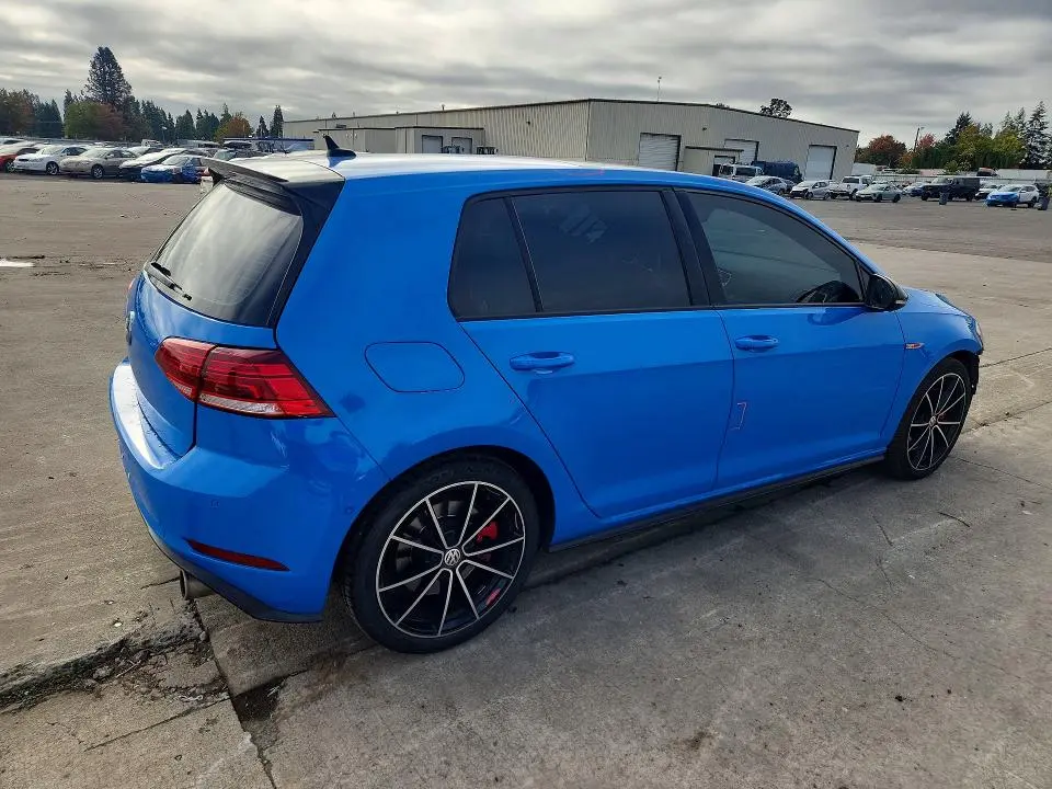 2021 VOLKSWAGEN GTI S  