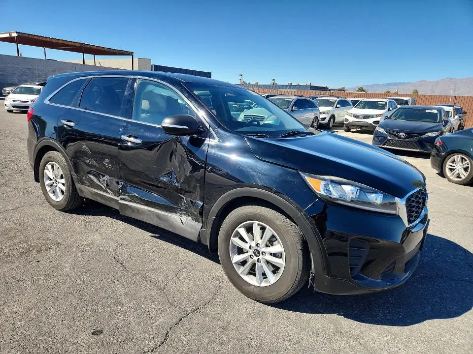 2019 KIA SORENTO LX  