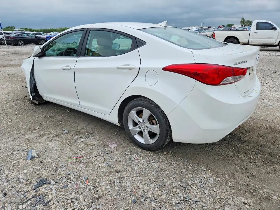 2013 HYUNDAI ELANTRA GLS  