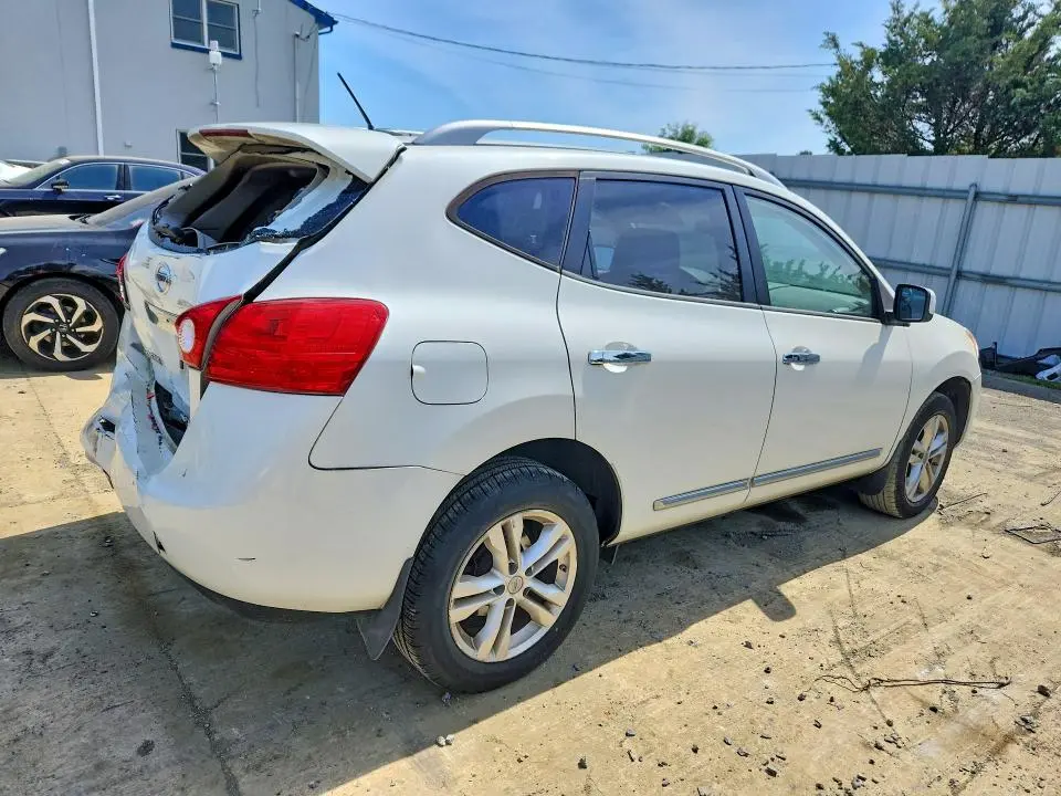 2013 NISSAN ROGUE S  