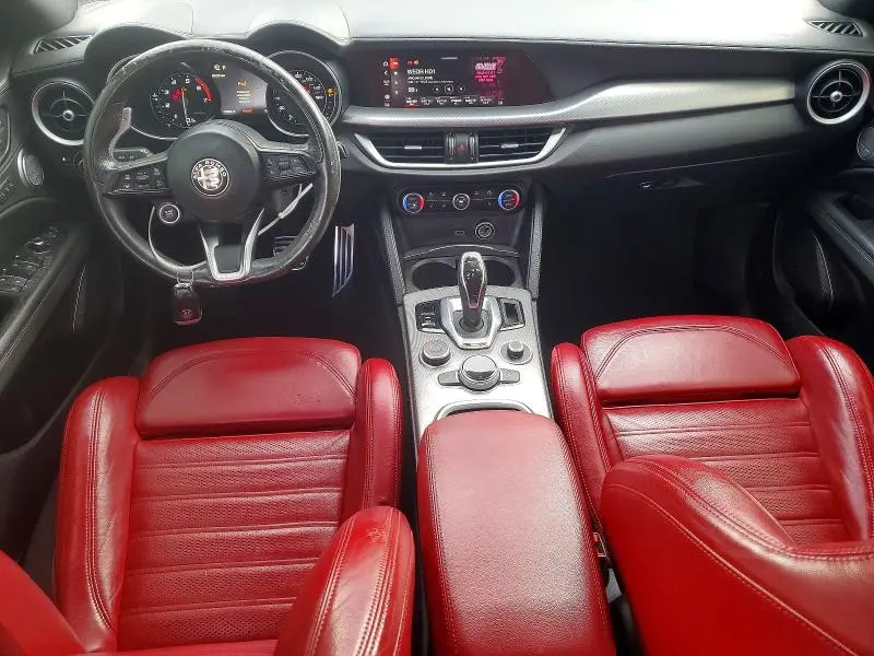 2022 ALFA ROMEO STELVIO TI  