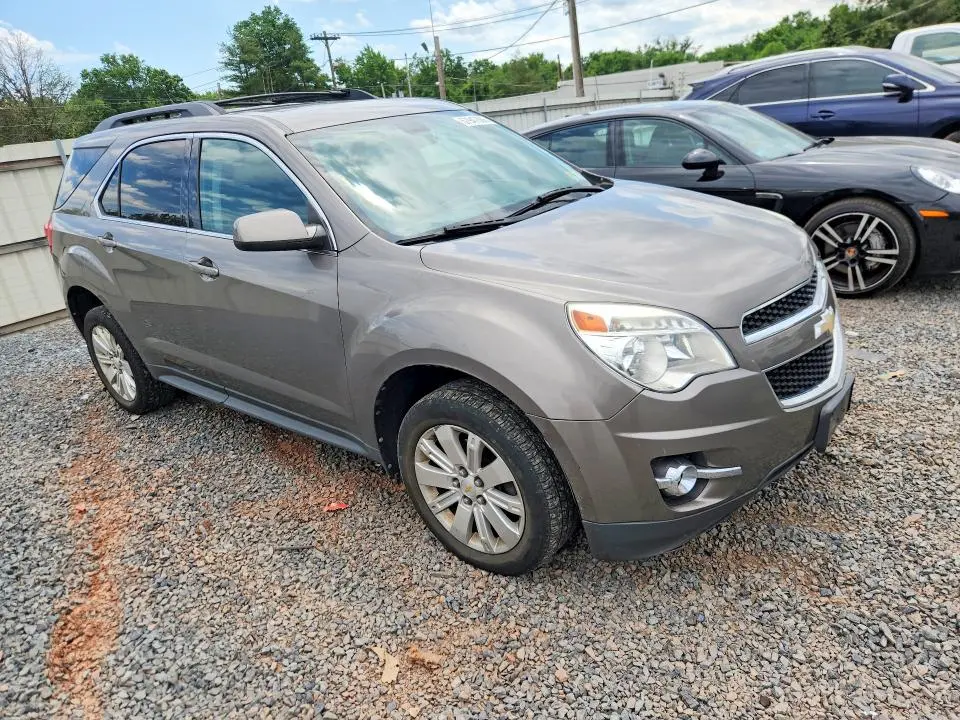 2011 CHEVROLET EQUINOX LT  