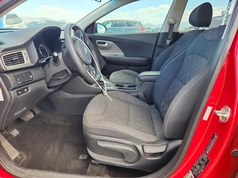 2017 KIA NIRO FE  
