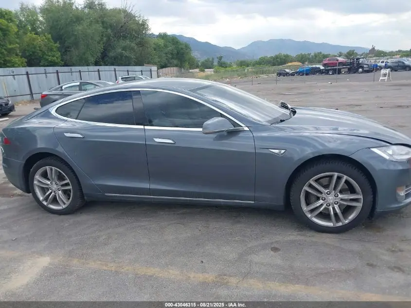 2013 TESLA MODEL S  