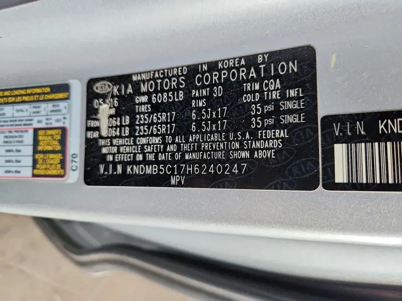 2017 KIA SEDONA LX  