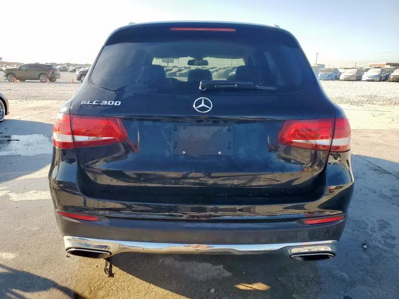 2017 MERCEDES-BENZ GLC 300  