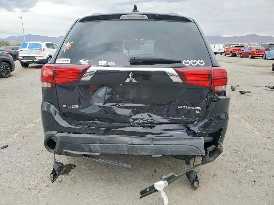 2017 MITSUBISHI OUTLANDER SE  