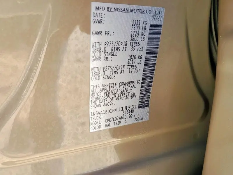 2023 NISSAN TITAN SV  