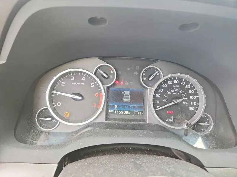 2016 TOYOTA TUNDRA SR5  
