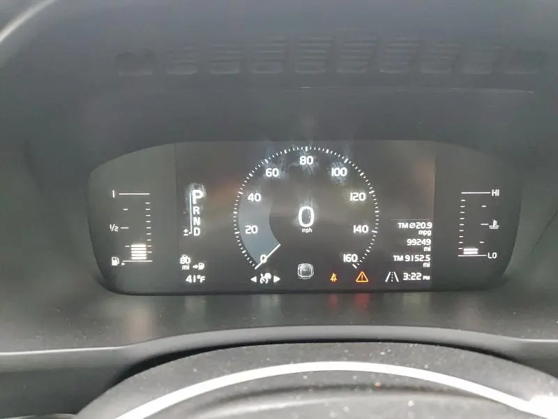 2019 VOLVO XC90 T5 MOMENTUM  