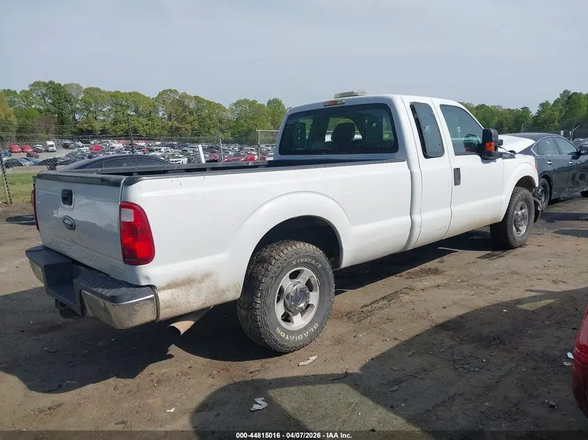 2015 FORD F-250 XL