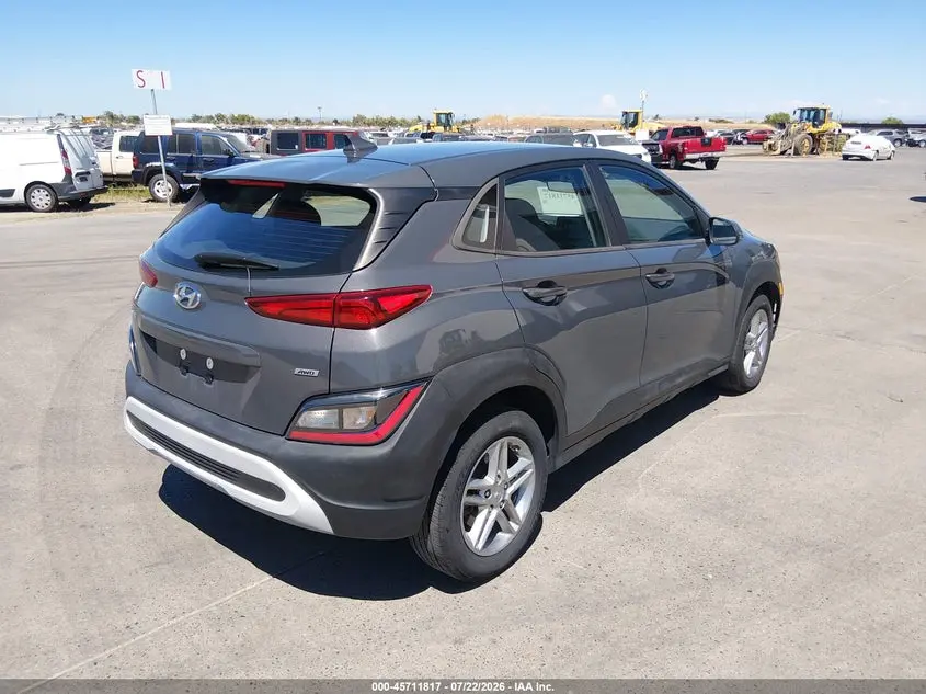 2023 HYUNDAI KONA SE