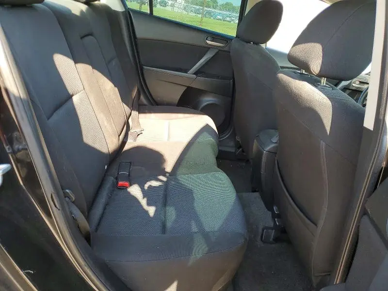 2010 MAZDA 3 I  
