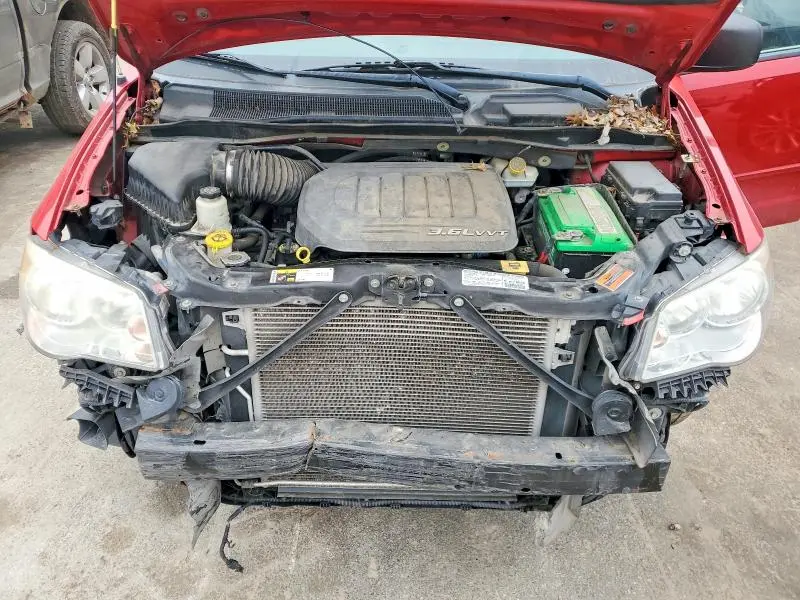 2013 DODGE GRAND CARAVAN SE  