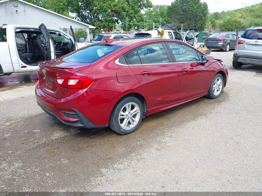 2018 CHEVROLET CRUZE LT AUTO