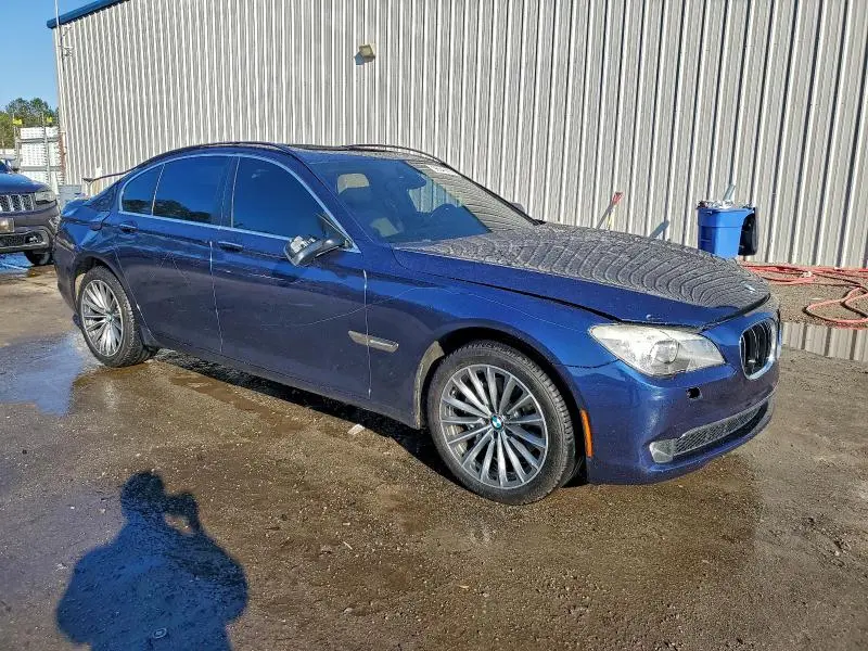 2012 BMW 740 I  